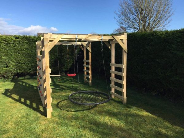 climbing warrior frame with nest swing