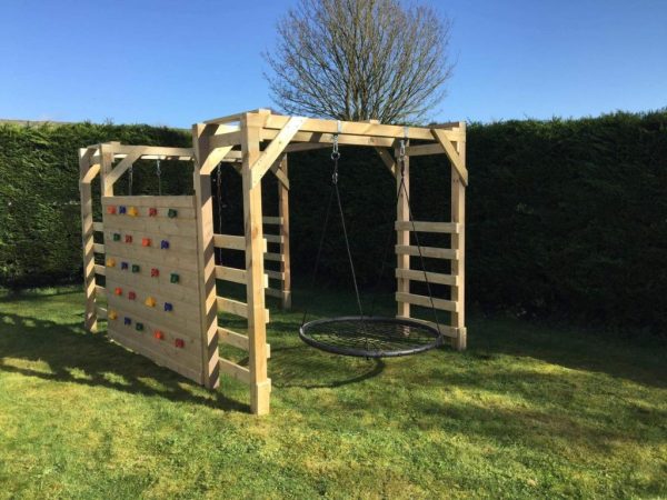climbing warrior frame with nest swing