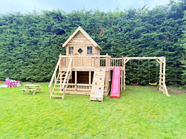 Mark playhouse - Image 2