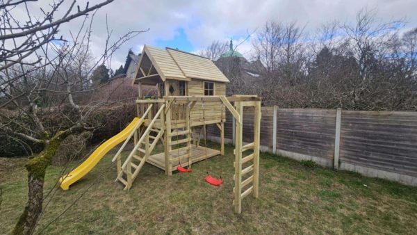 eve playhouse with monkey bars - Image 3